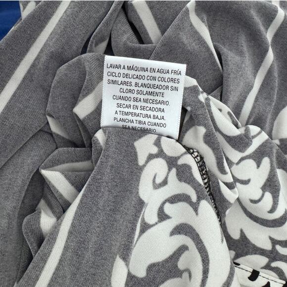 Charter Club Woman Plus Size 1X Polyester Spandex Black White Top - Picture 6 of 8